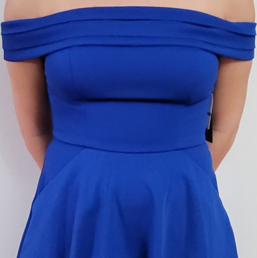 Blue drress